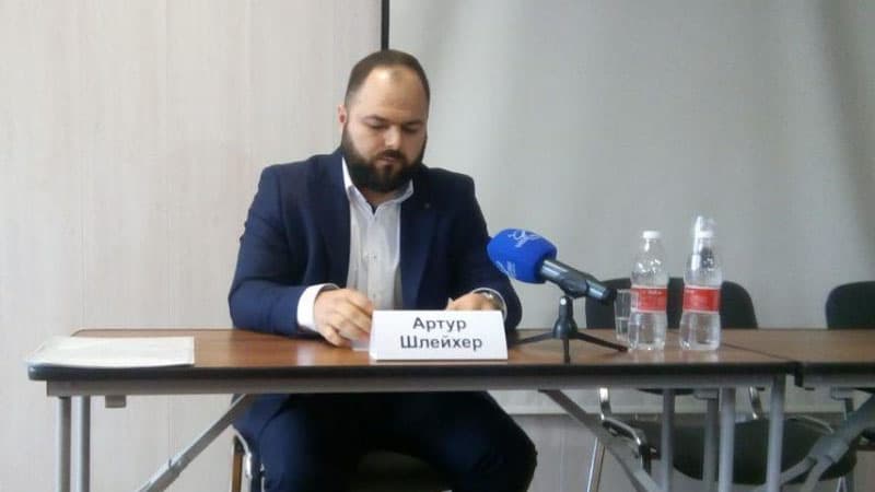 85 milyonu mənimsəyən Sərkisov Azərbaycana qaçmaq istəyir?