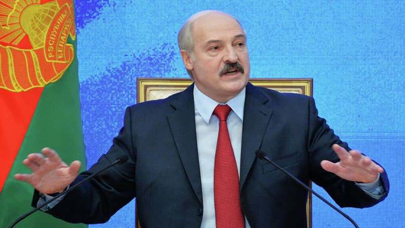 Lukaşenko Ermənistana gedir