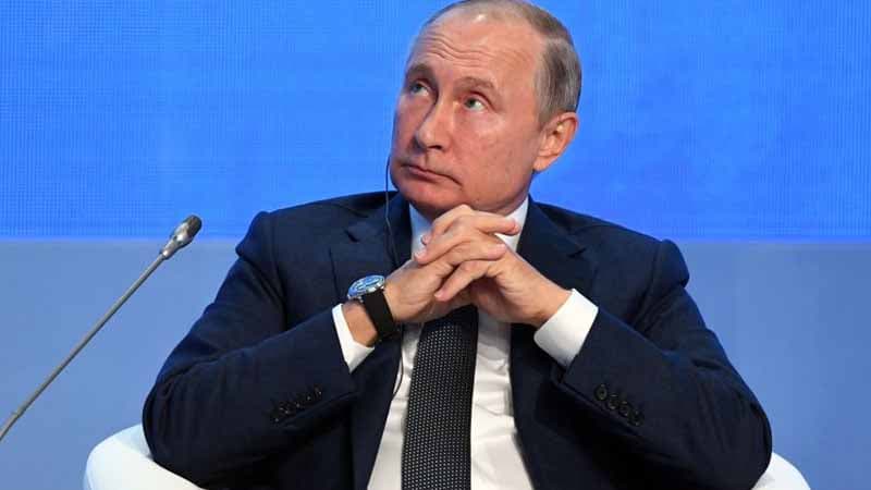 Putin Rusiyanın dollardan imtinasından danışdı