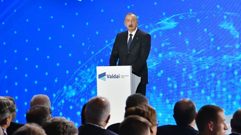 İlham Əliyev: "Qarabağ - Azərbaycandır. Və nida işarəsi"