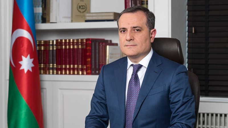 Təhsil naziri müəllimləri təbrik etdi