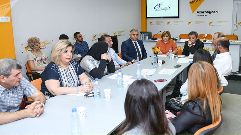 Əvvəl çadra, hicab geyinirdilər, artıq niqaba keçiblər