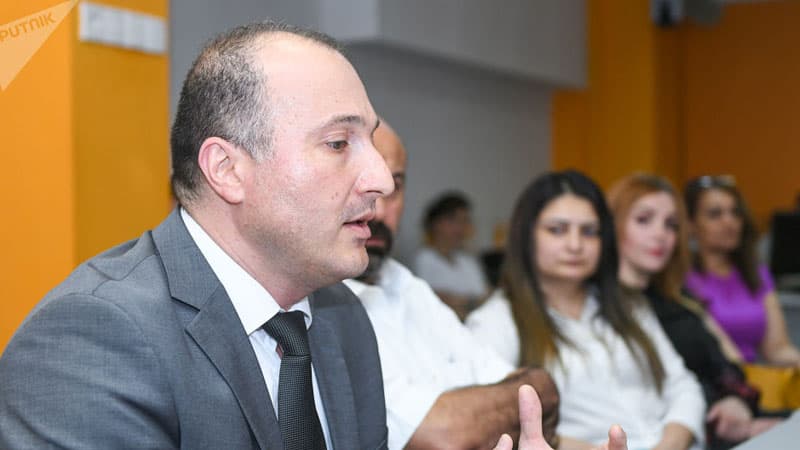 Məqsədyönlü siyasət qadınları terror təşkilatlarının oyuncağına çevirir
