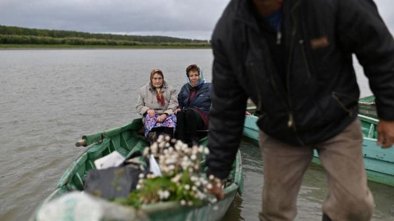 Rusiyada bir məktəbi, bir müəllimi, bir şagirdi olan türk qəsəbəsi (FOTOLAR)
