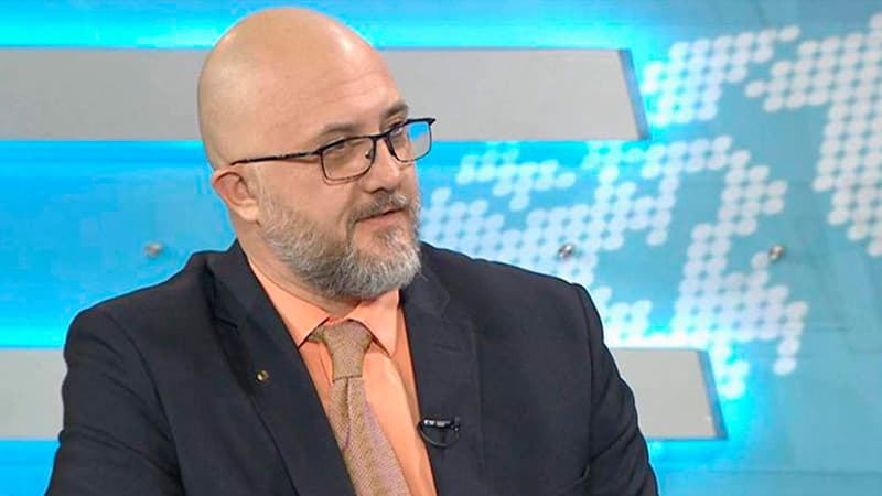 Rusiyalı ekspert: "Ermənistanı birlikdə yerinə oturtmalıyıq"