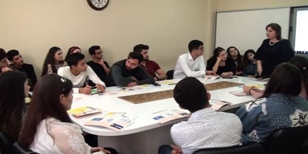 “Sosial şəbəkələrdə milli maraqların qorunması” layihəsinin yekun seminarı keçirilib