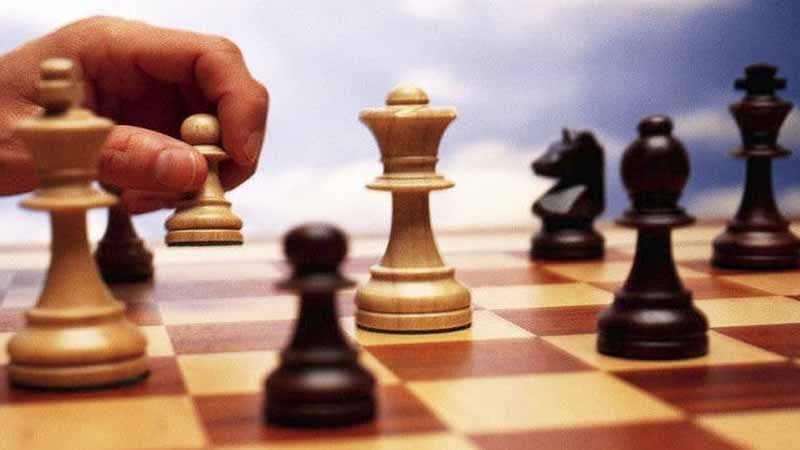 Kişi və qadın şahmat millilərimiz Avropa çempionatına inamlı qələbə ilə başladı