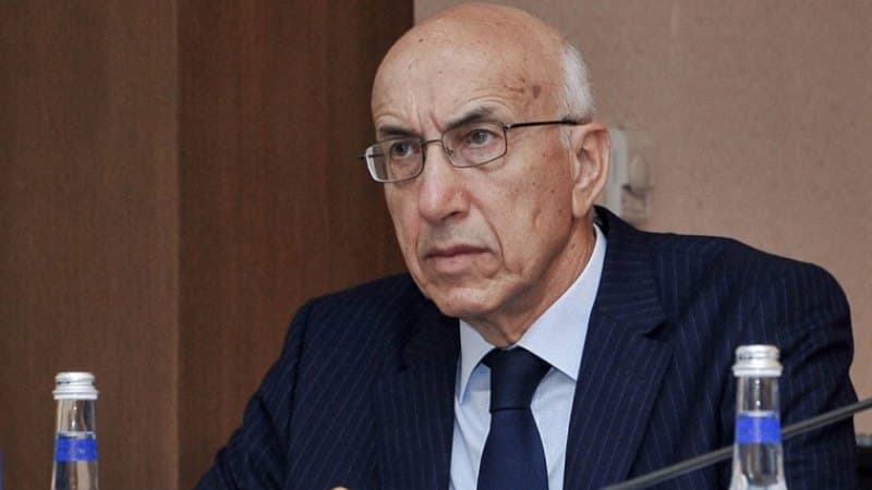 78 yaşlı Arif Rəhimzadə: “Yaddaşım yerindədir, beynim də işləyir..."