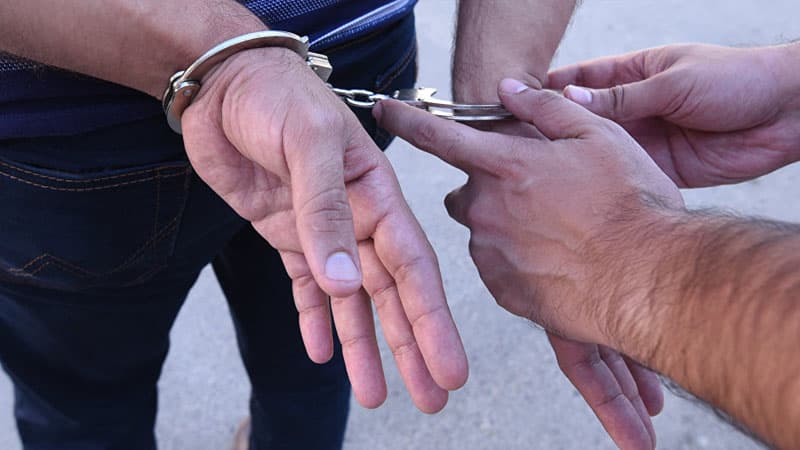Yeniyetmə qızı erkən nikaha məcbur edən ata saxlanıldı