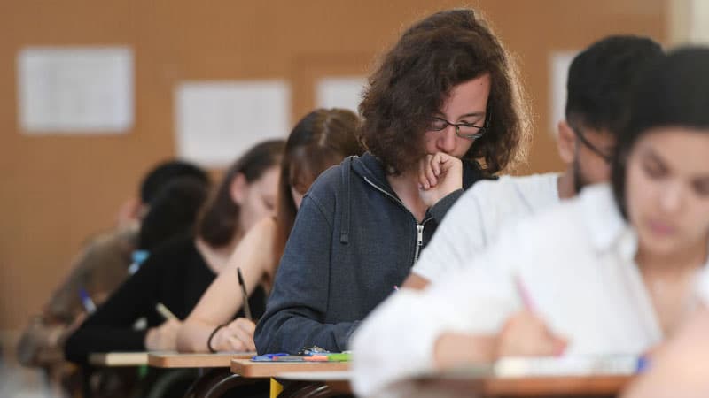 Vurğun Əyyub adına təqaüdü bu tələbələr ala bilər