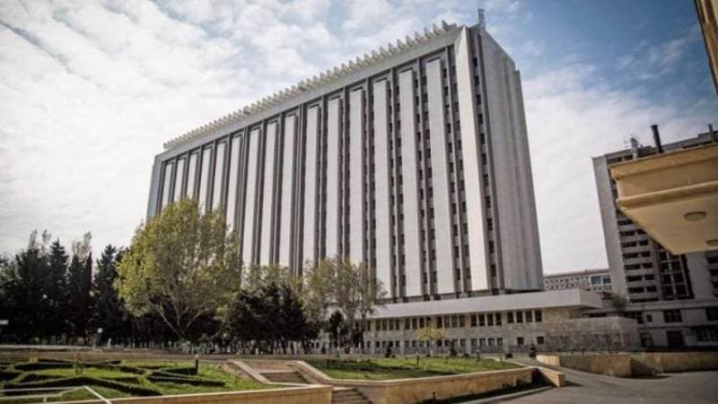 Bu universitetdə maaşlar artırıldı