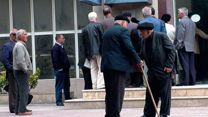 Bu şəxslər pensiya ala bilməyəcək (ŞƏRH)