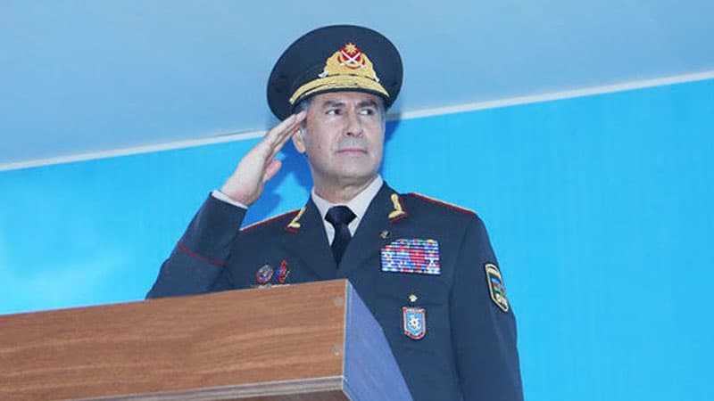 Vilayət Eyvazov rəisi işdən çıxardı