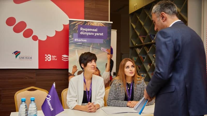 Azercell növbəti əmək yarmarkasında iştirak edib (R)