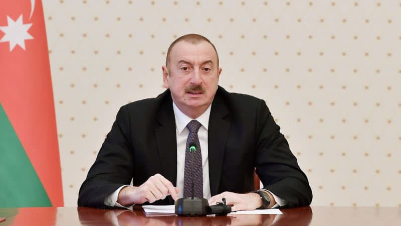 İlham Əliyev iki icra başçısını vəzifəsindən azad etdi (SƏRƏNCAM)