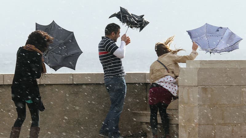 ETSN güclü küləklə bağlı xəbərdarlıq etdi