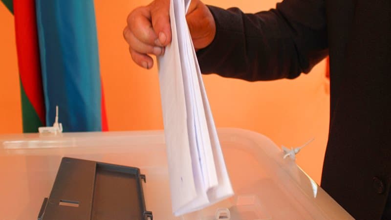 Bələdiyyə seçkilərində iştirak üçün 11 siyasi partiya müraciət edib