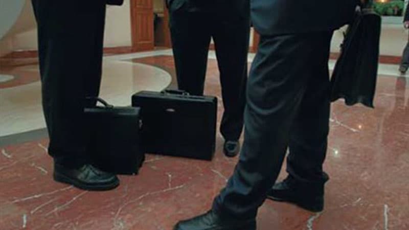 Universitetlərdə vəzifə tutan məmur və deputatlar… (SİYAHI)