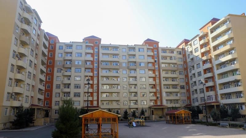 Şəhid ailələri və Qarabağ müharibəsi əlillərinə mənzil verildi (FOTOLAR)
