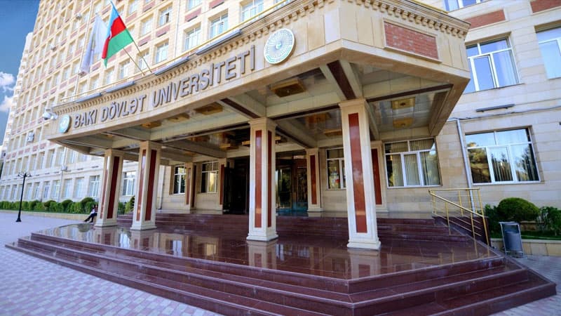 BDU-nun bütün əməkdaşlarına 500 manat mükafat veriləcək (FOTOLAR)
