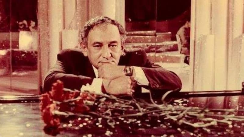 50 yaşda eşqə düşən, işə içkili gələn, jurnalistləri aldadan Xalq artisti