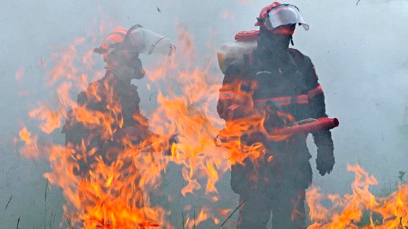 Rusiyada neft yatağında güclü yanğın
