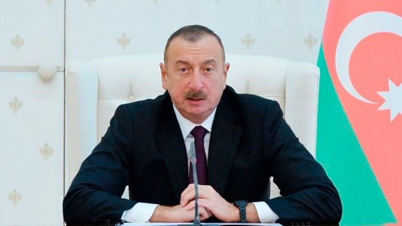 İlham Əliyev Bosniya və Herseqovina Rəyasət Heyətinin sədrini təbrik edib