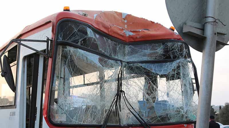 Paytaxtda 160 saylı marşrut avtobusu qəza törətdi: ölən var