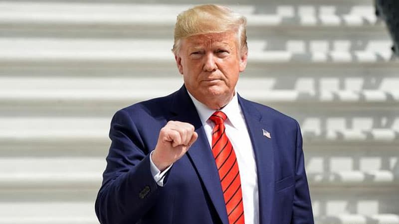 Tramp: “İmpiçment məni birbaşa qələbəyə aparır...”