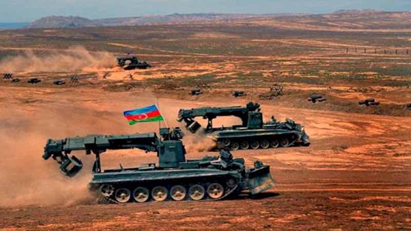 "Azərbaycan ordusu 2 saat ərzində İrəvanın mərkəzinə çatacaq" - Erməni polkovnikdən etiraf