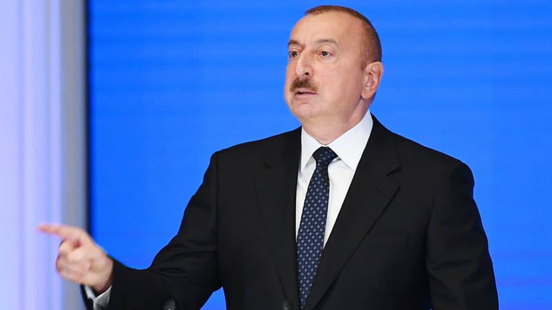 Prezidentin qətiyyətli çıxışına sözardı... (RƏYLƏR)