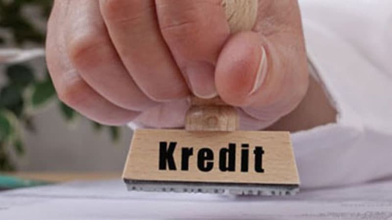 Bu vətəndaşlara banklar kredit verməlidirmi? (RƏYLƏR)