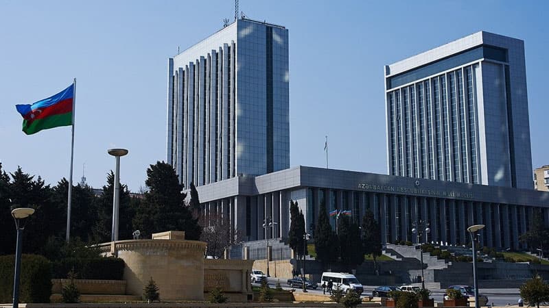 Siyavuş Novruzovun həyat yoldaşı Azərbaycanın yeni ombudsmanı seçildi