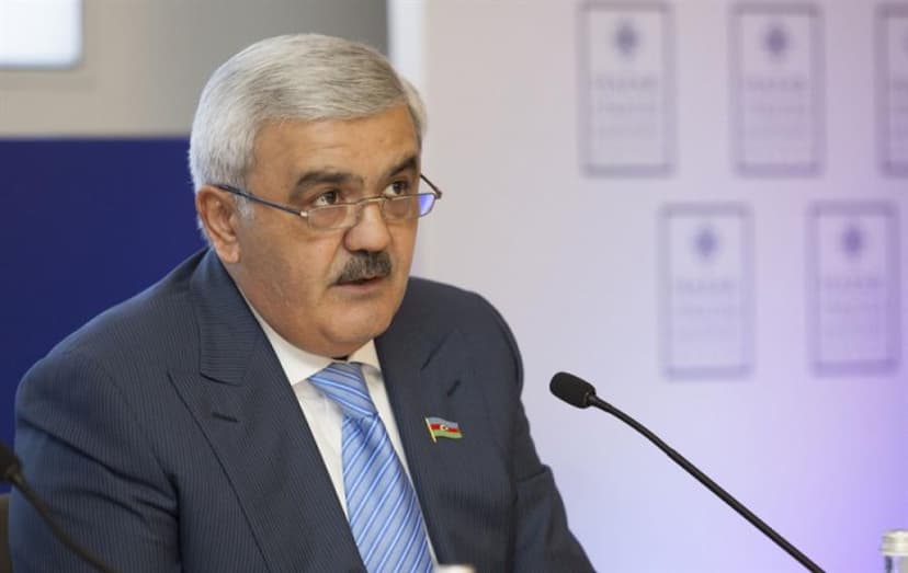 AFFA prezidenti püşkatmada iştirak edir