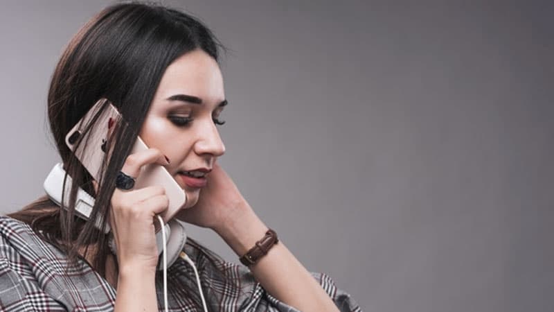 Telefon danışığınızı kim dinləyir? - Bu KOD ilə hər şeyi öyrənəcəksiniz