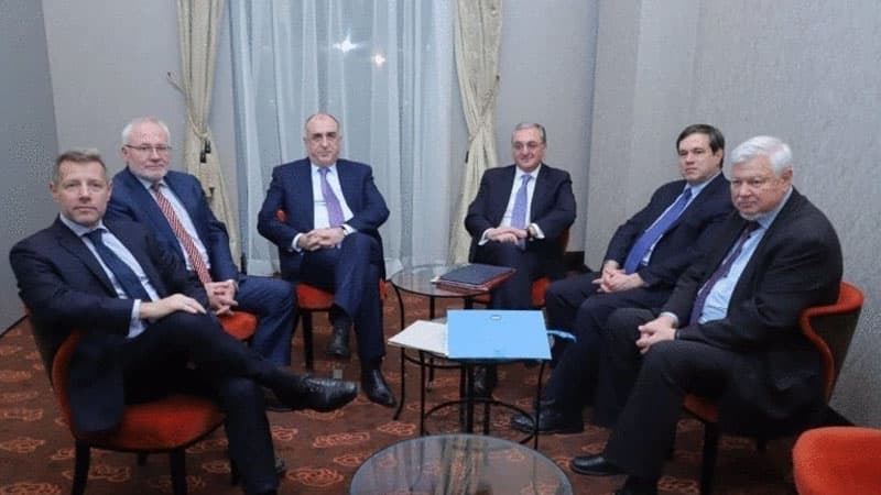 Bratislava görüşünün nəticəsi: işğalçının toxunulmazlığı (ŞƏRH)