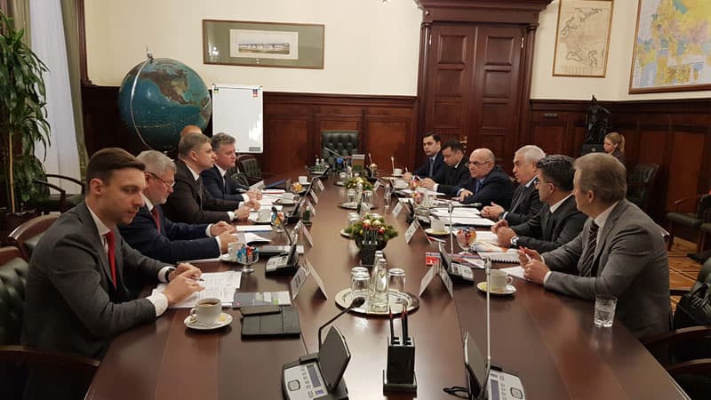 Moskvada "Trans-Sibir" magistralının potensialı ilə BTQ-nin imkanları arasında sinergiya layihəsi müzakirə edilib