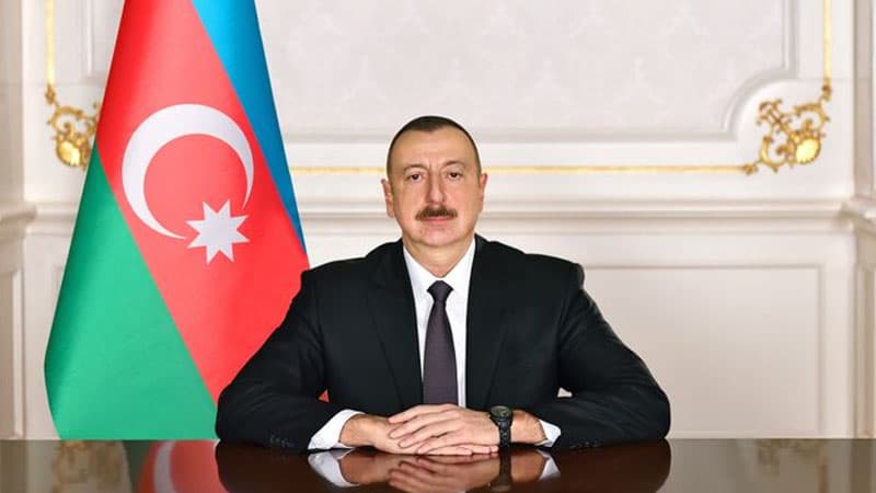 İlham Əliyev Boris Consonu təbrik etdi