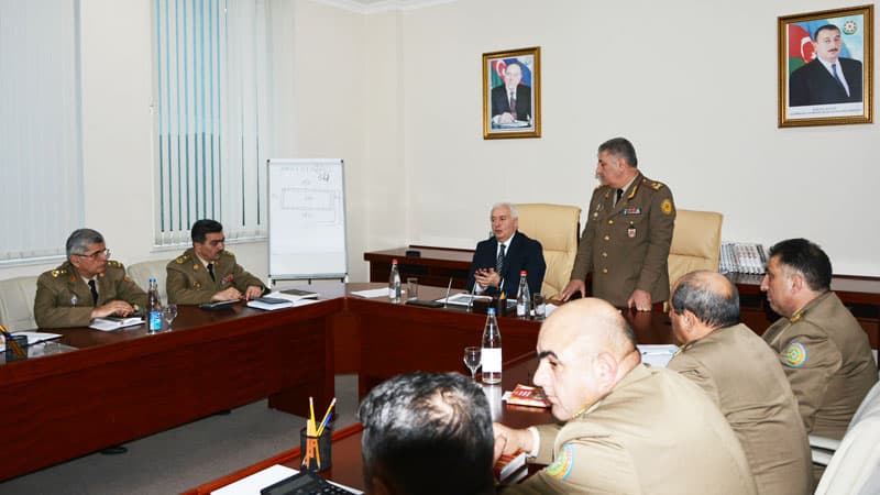 General “EuroHome”dakı yanğınla bağlı müşavirə keçirdi (FOTOLAR)
