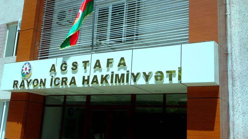 “İcra başçısının həbsi deyilənlərin tək söz olmadığını göstərdi” (RƏYLƏR)