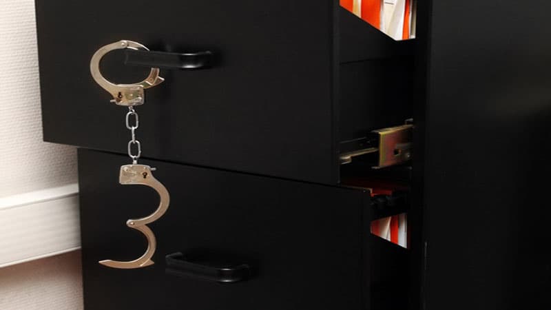 FSB-nin əsas binasına avtomatla hücum edən şəxsin anası da həbs edildi