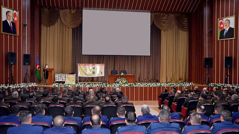 Fərqlənən hərbi qulluqçular mükafatlandırıldı (FOTO/VİDEO)