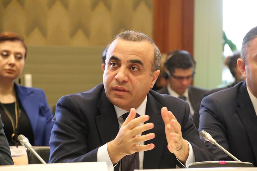 Azay Quliyevin məqaləsi Avropa dərgilərində çap olundu
