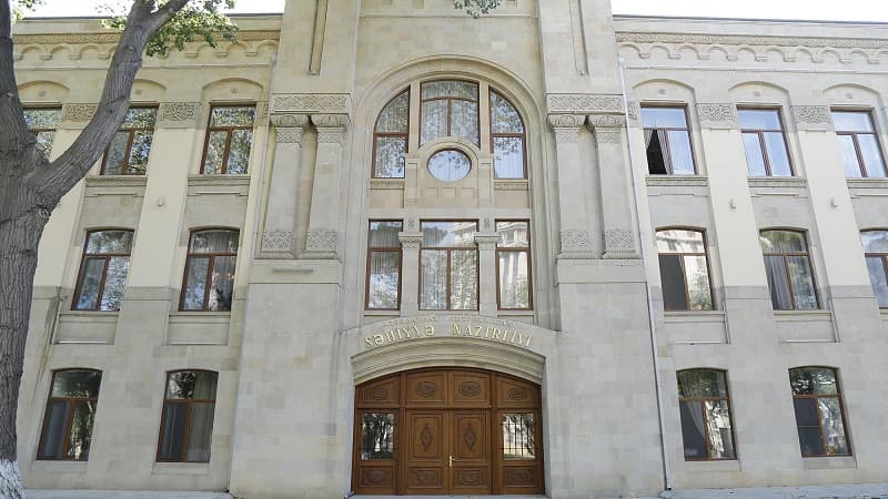 Səhiyyə Nazirliyi Bakıdakı silahlı insidentlə bağlı məlumat yaydı