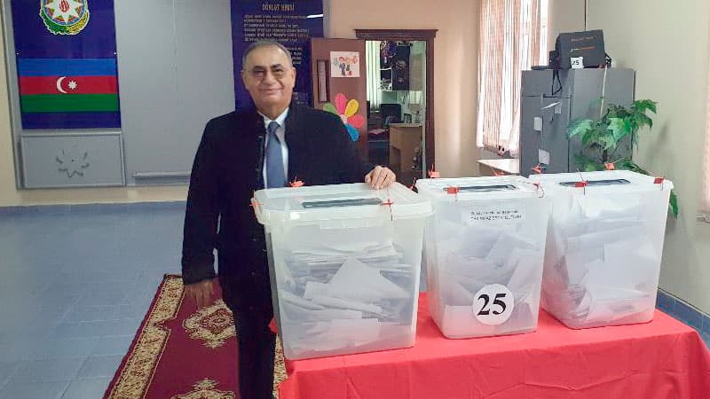 Asim Mollazadə səs verdi, seçki prosesini müşahidə etdi