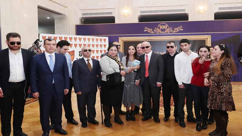 Leyla Əliyeva "And" tamaşasının premyerasında (FOTO)