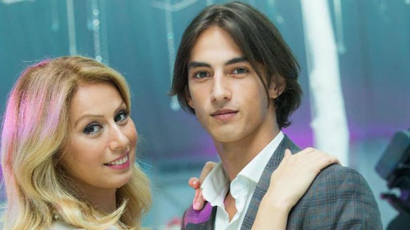 Roza Zərgərli oğlunun bələdiyyə üzvü seçilməsindən danışdı