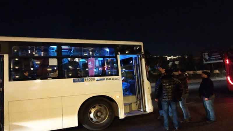 Bakıda sərnişin avtobusları toqquşdu (FOTO)