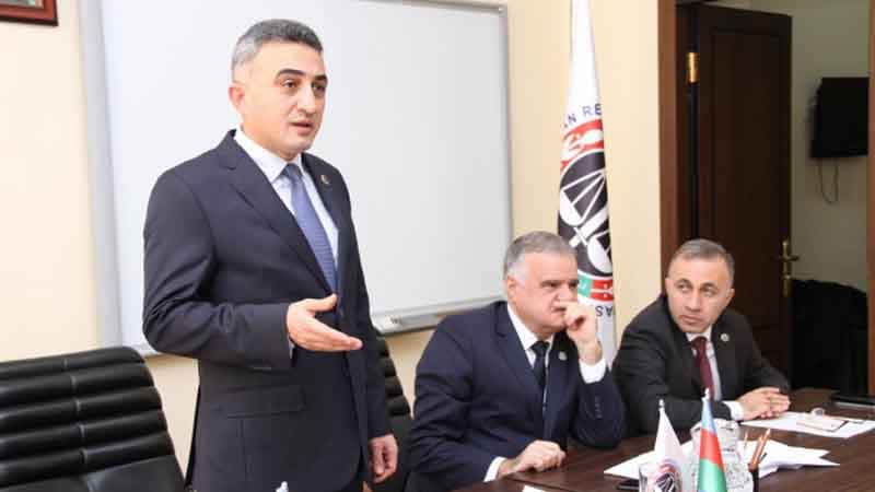 Azərbaycanda ilk dəfə vəkillərin sayı 1700-ü keçdi (FOTO)