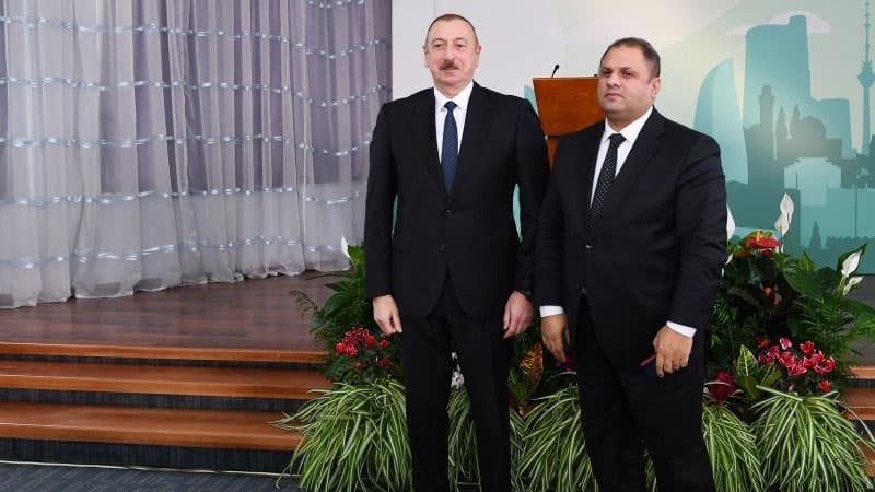 Prezident İlham Əliyev Tofiq Heydərovu mükafatlandırdı